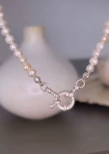 Load image into Gallery viewer, Sara silver choker necklace