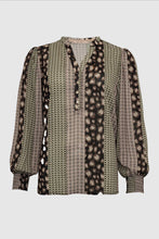 Load image into Gallery viewer, Aura Shirt