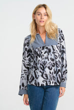 Load image into Gallery viewer, Parton Shirt