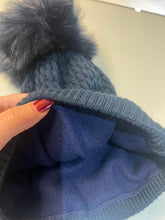 Load image into Gallery viewer, Navy Fleeced Lined Hat