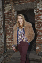 Load image into Gallery viewer, Loves Blouse