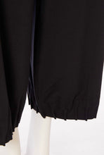 Load image into Gallery viewer, Pin tuck Black Trousers