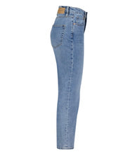 Load image into Gallery viewer, Tara light stone Jeans 27” leg length