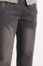 Load image into Gallery viewer, Rachell 3 - 700 Black Trousers