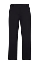 Load image into Gallery viewer, Fenja 2 - 650 Black Culottes