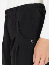 Load image into Gallery viewer, Rachell 2-680 Black Trousers