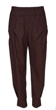 Load image into Gallery viewer, Choko Travel Fabric Cuff Trousers