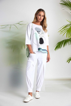 Load image into Gallery viewer, Cuff Trousers black or white with Inverted Pleat