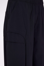 Load image into Gallery viewer, Black or White Ballon Shaped Trousers