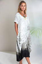 Load image into Gallery viewer, Border Print Round Neck Dress