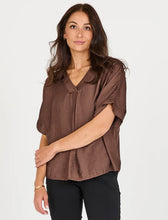 Load image into Gallery viewer, Cinda Marsala Blouse