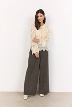 Load image into Gallery viewer, Vahida Blouse
