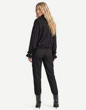 Load image into Gallery viewer, Felina Black Jacket

