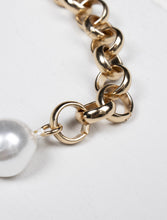 Load image into Gallery viewer, Sadie gold necklace
