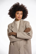 Load image into Gallery viewer, Danzo Brown Gloves
