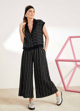 Load image into Gallery viewer, Stripe Waistcoat
