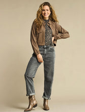 Load image into Gallery viewer, Bomber Punta Taupe Jacket
