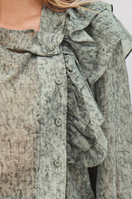 Load image into Gallery viewer, Ameli Shirt
