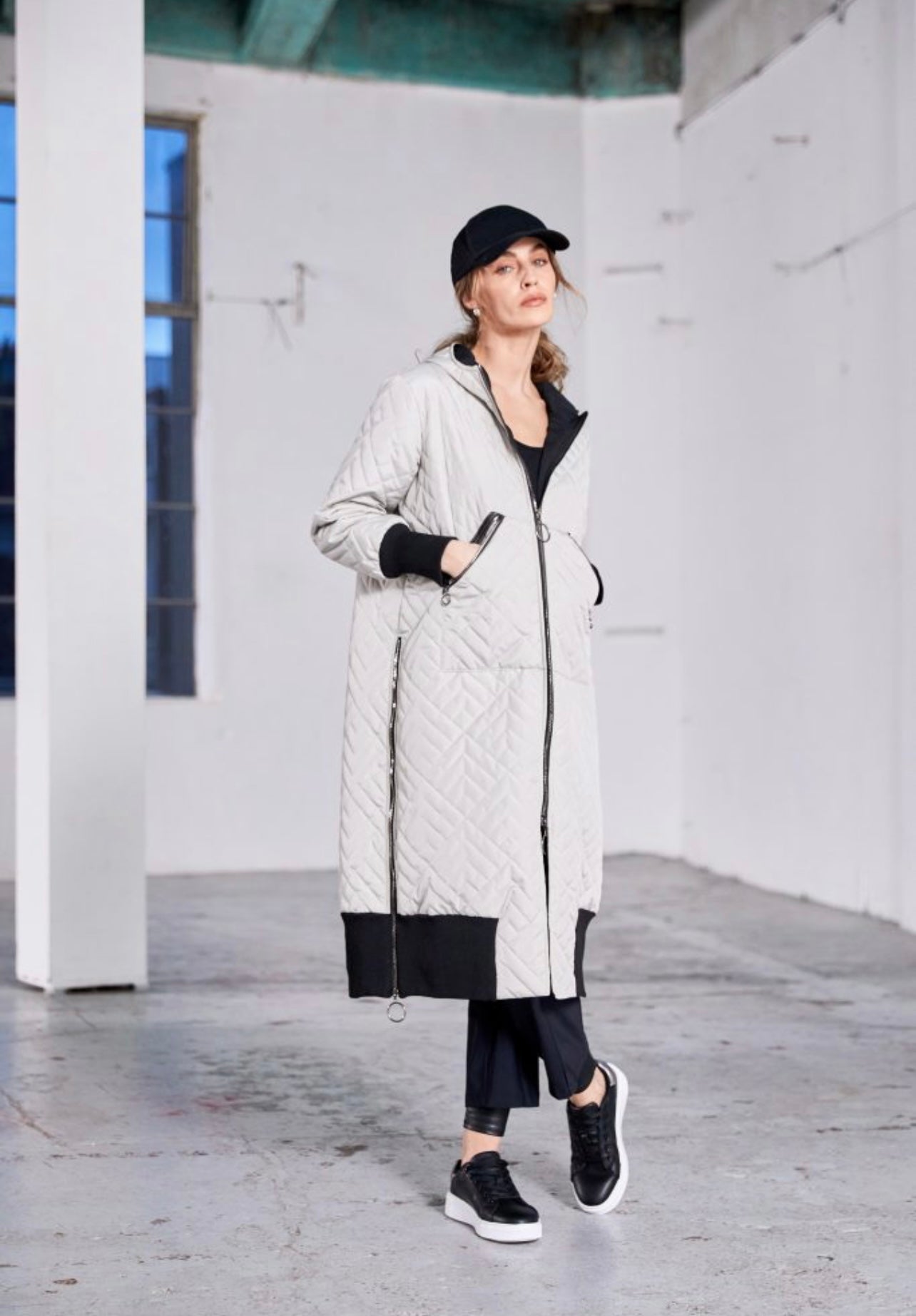 Am-Pm Coat