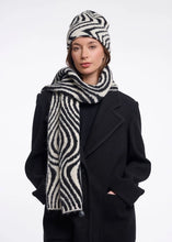Load image into Gallery viewer, Vlora Zebra Hat
