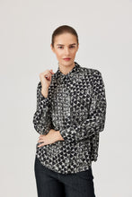 Load image into Gallery viewer, Geometric Print Shirt By Feria
