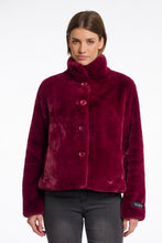 Load image into Gallery viewer, Vie faux fur sugar plum jacket
