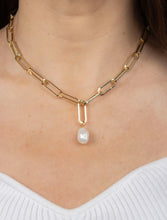 Load image into Gallery viewer, Hudson pearl Paperlink gold plated necklace
