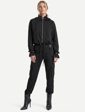 Load image into Gallery viewer, Felina Black Jacket

