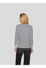 Load image into Gallery viewer, Rabe vintage vibe top
