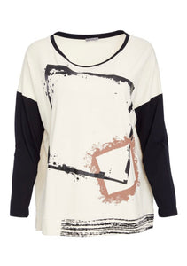 DISTINCTIVE MARKINGS top