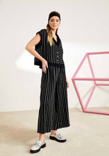 Load image into Gallery viewer, Stripe Trousers
