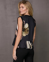 Load image into Gallery viewer, Viva Sleeveless Top
