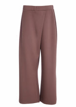 Load image into Gallery viewer, Cocoa Trousers
