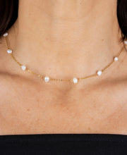 Load image into Gallery viewer, Dolly short necklace
