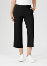 Load image into Gallery viewer, Stehmann Fenja 2-620 Black Culottes
