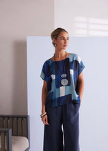 Load image into Gallery viewer, Patchwork print round neck top
