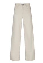 Load image into Gallery viewer, Colette &amp; Belt Washed Twill Ecru Jean

