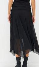 Load image into Gallery viewer, Enya skirt
