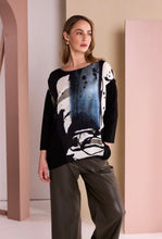 Load image into Gallery viewer, Print Round Neck Top With Contrast Sleeve
