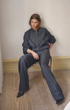 Load image into Gallery viewer, Elora Barrel Pant Trousers
