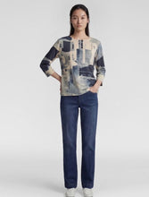 Load image into Gallery viewer, Rabe Abstract Print Top
