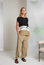 Load image into Gallery viewer, Zip Details Trouser
