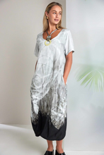 Load image into Gallery viewer, Border Print Round Neck Dress

