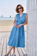 Load image into Gallery viewer, Feria denim Dress
