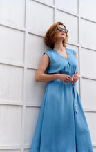 Load image into Gallery viewer, Feria denim Dress
