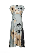 Load image into Gallery viewer, Cilje Dress

