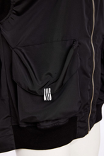 Load image into Gallery viewer, Black Sleeveless Jacket
