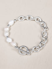 Load image into Gallery viewer, Ora bracelet silver and pearl
